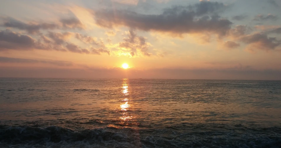 Best Nightlife in San Simeon: Evening Escapes, Stargazing & Coastal Charm
